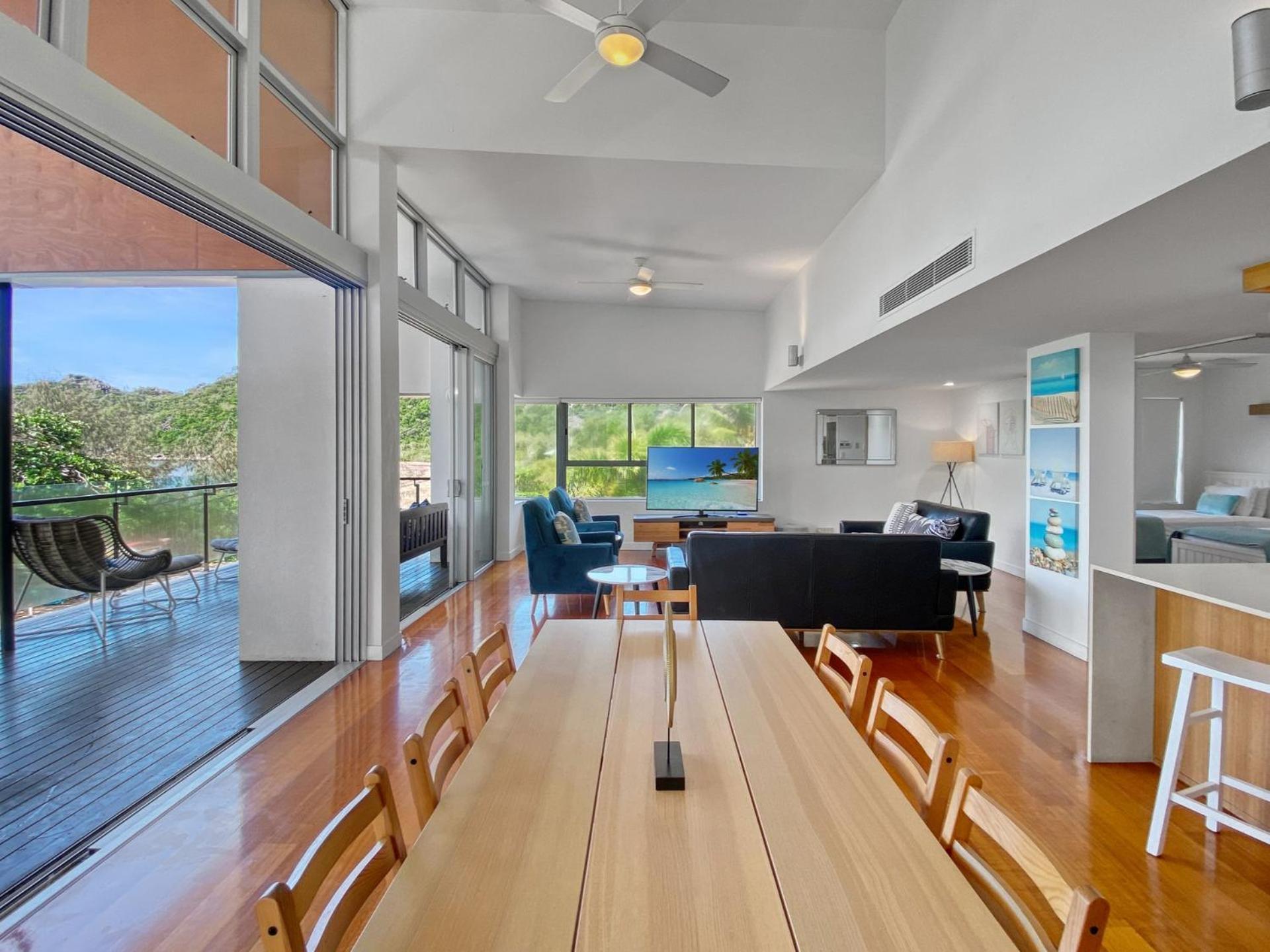 Maggies Beachfront Apartment 12 Horseshoe Bay Exterior photo